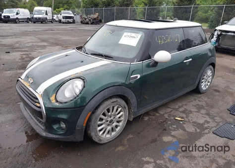 2016 Mini Hardtop Cooper from USA, damaged, VIN WMWXP5C53G3B76810